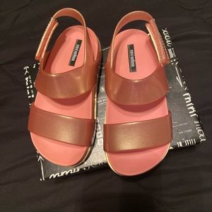 TODDLER SIZE 9 Mini Melissa Sandal. RUNS SMALL. FITS LIKE AN 8. NEW. NEVER WORN